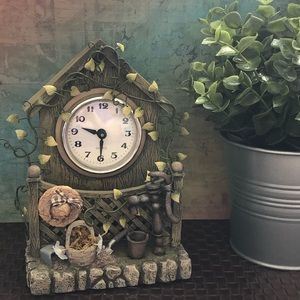 🕰 Solid Ivy Clock 🕰